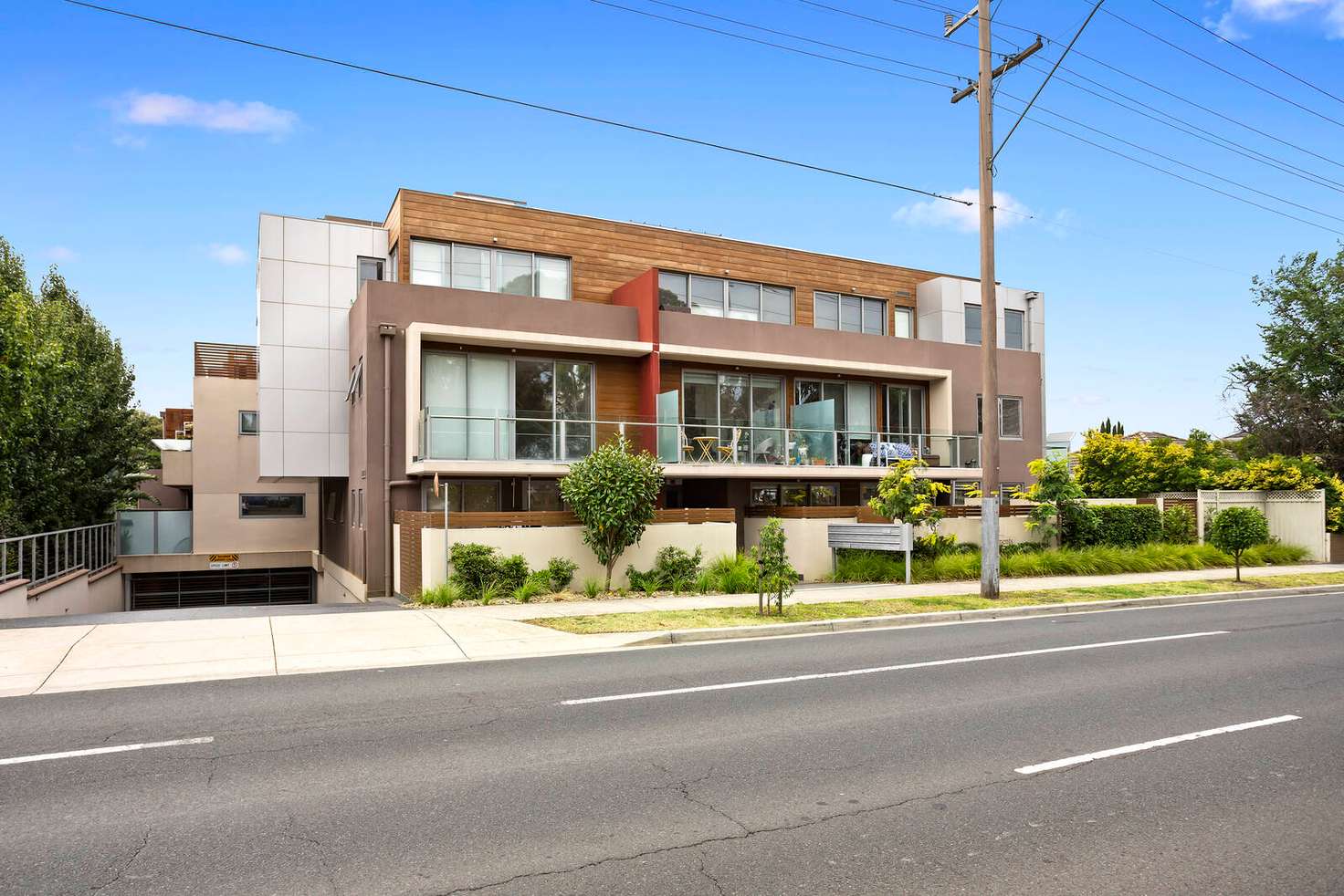 Main view of Homely apartment listing, 104/927-929 Doncaster Road, Doncaster East VIC 3109