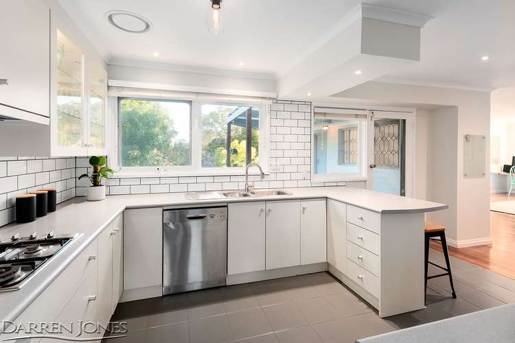 Fifth view of Homely house listing, 6 Albert Court, Greensborough VIC 3088