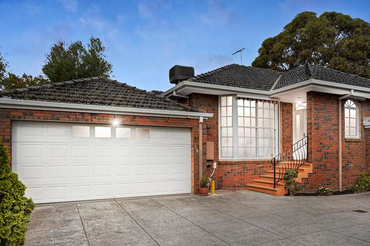 Main view of Homely unit listing, 2/15 Lithgow Street, Glen Iris VIC 3146