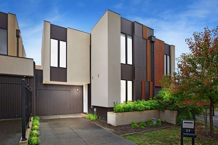 Main view of Homely townhouse listing, 37 Harvest Court, Doncaster VIC 3108