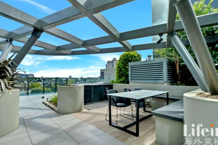 Fifth view of Homely apartment listing, 1010/23 Mackenzie Street, Melbourne VIC 3000