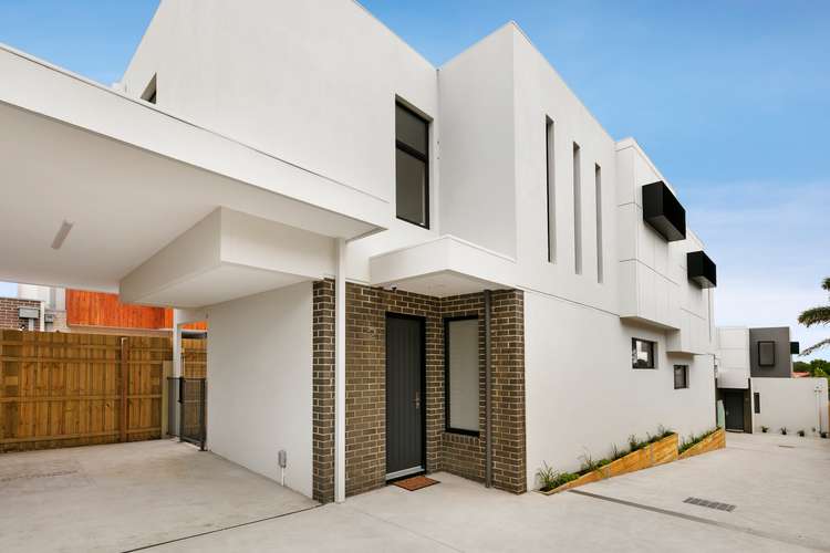 Main view of Homely townhouse listing, 2/213 Station Street, Edithvale VIC 3196