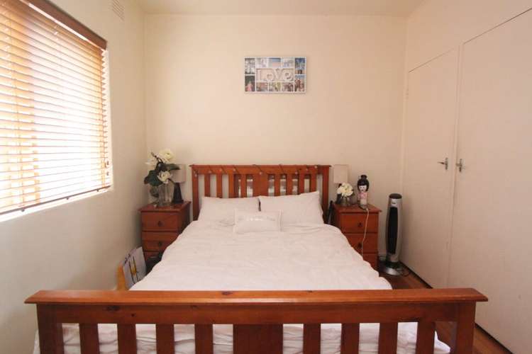 Third view of Homely apartment listing, 5/34 Gardenia Road, Gardenvale VIC 3185