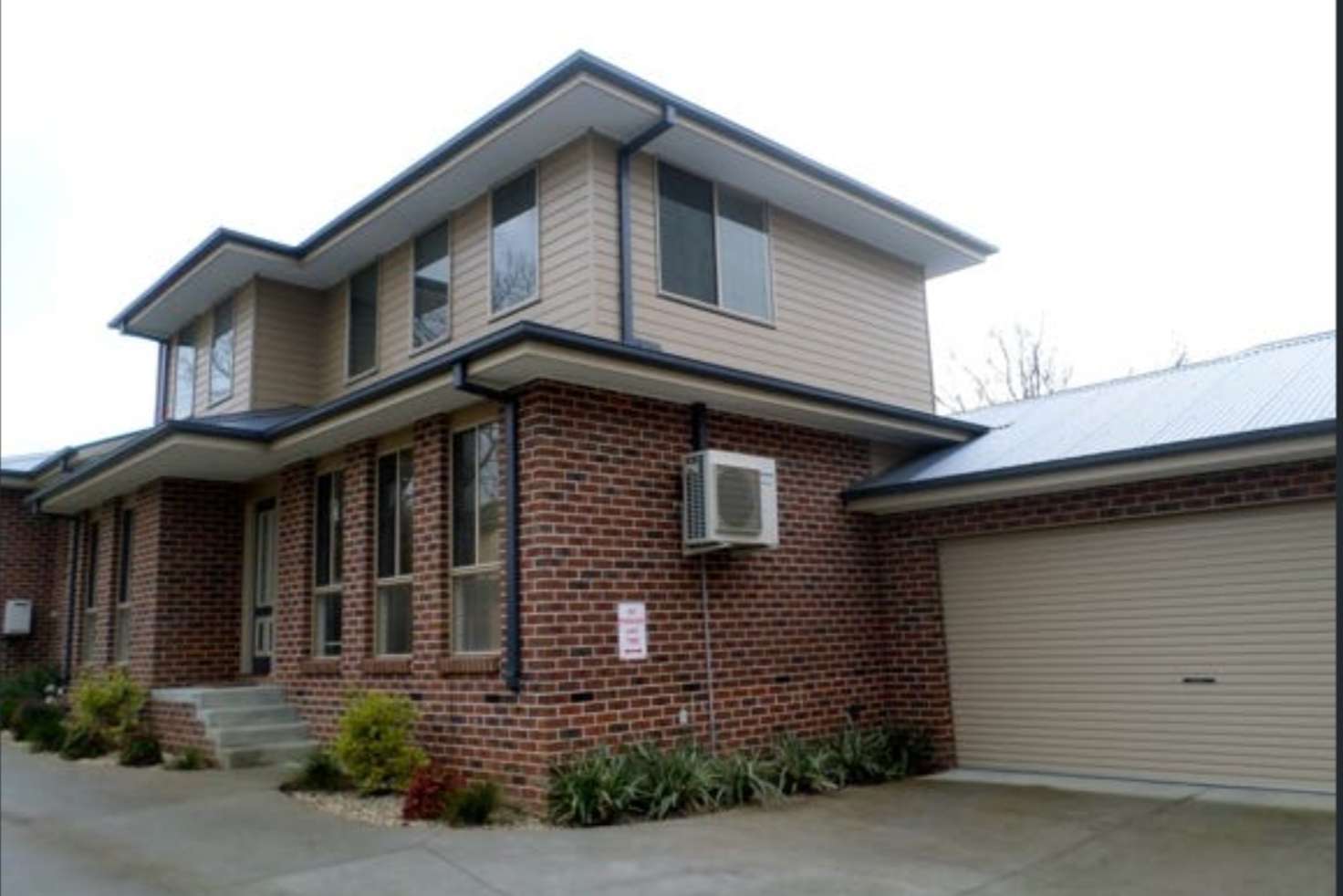 Main view of Homely unit listing, 2/1 Stradbroke Road, Boronia VIC 3155