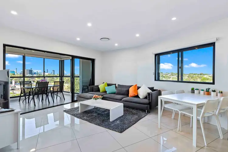 3 Harrys Road