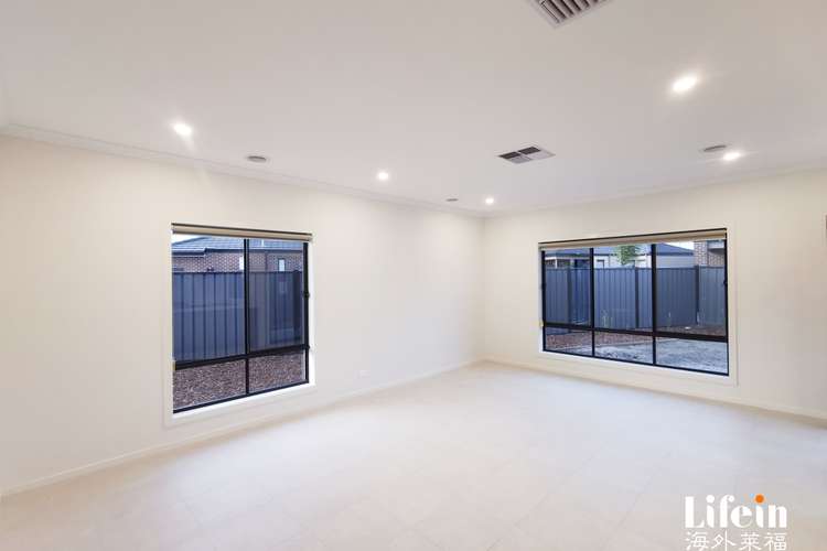 Second view of Homely house listing, 33746/152 Grevillea Street, Craigieburn VIC 3064