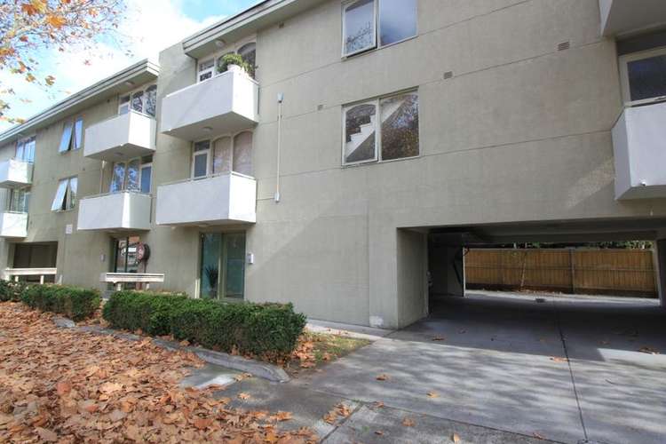 Second view of Homely apartment listing, 3/133 Glen Huntly Road, Elwood VIC 3184