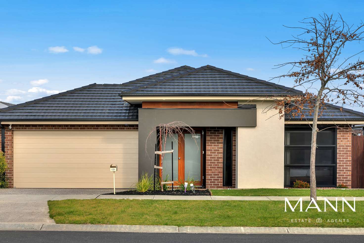 Main view of Homely house listing, 121 Mandalay Circuit, Beveridge VIC 3753