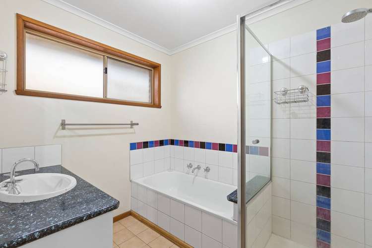 Sixth view of Homely unit listing, 1/17 Florence Avenue, Berwick VIC 3806
