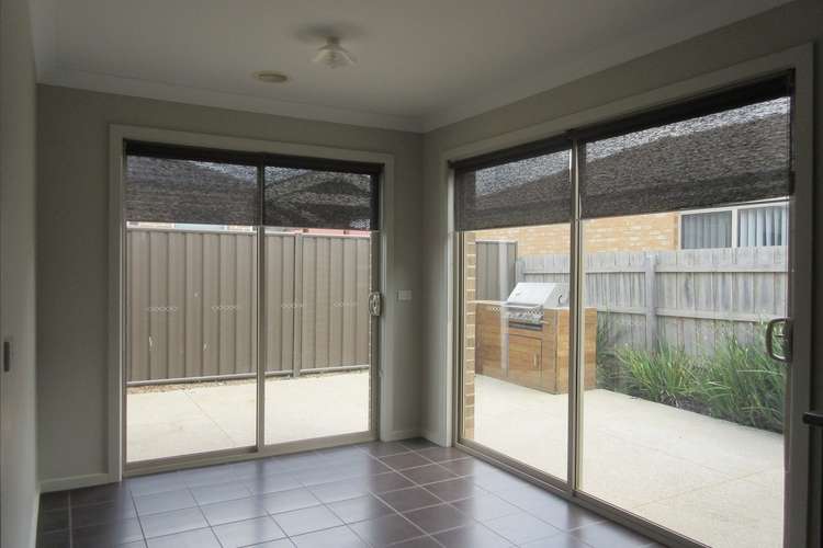 Fourth view of Homely unit listing, 1/33 Parklea Way, Tarneit VIC 3029