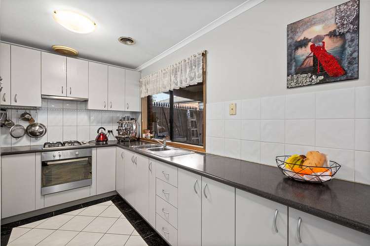Fifth view of Homely house listing, 15 Scarborough Avenue, Cranbourne West VIC 3977