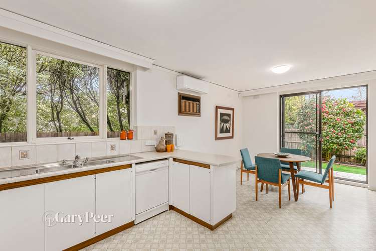 Sixth view of Homely villa listing, 2/112 Orrong Road, Elsternwick VIC 3185