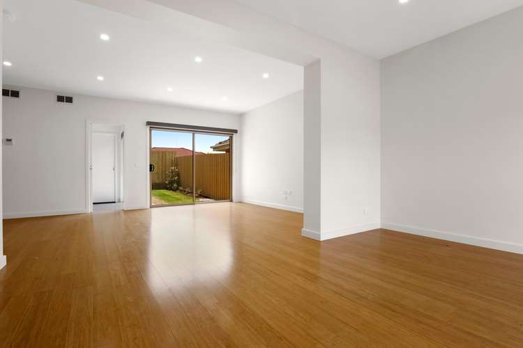 Fourth view of Homely townhouse listing, 1/118 Nell Street, Greensborough VIC 3088