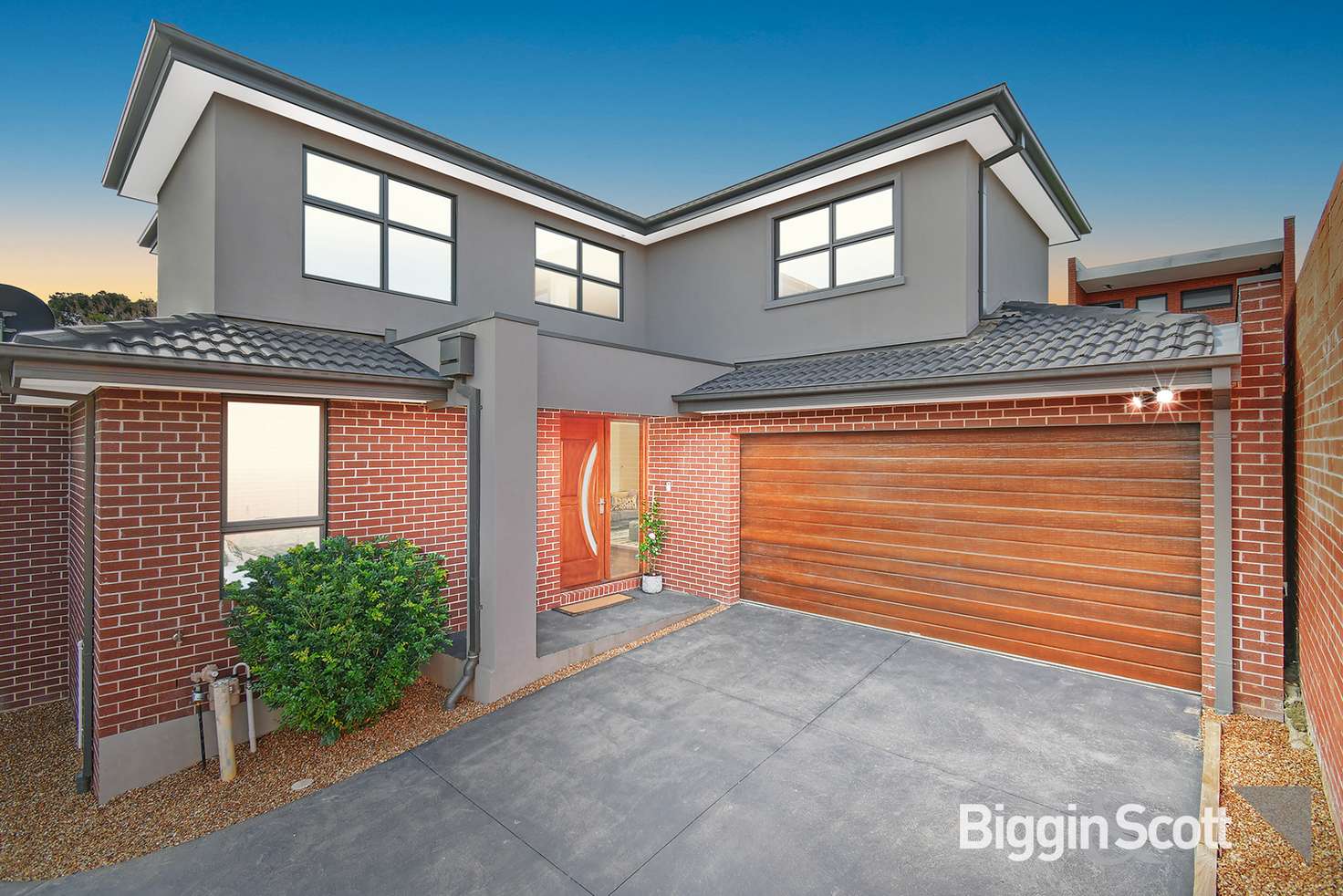 Main view of Homely townhouse listing, 2/4 Mountain Ash Avenue, Ashwood VIC 3147