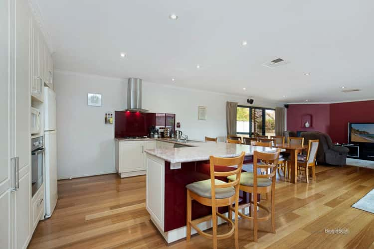 Fifth view of Homely house listing, 2 Lilac Street, Bayswater VIC 3153