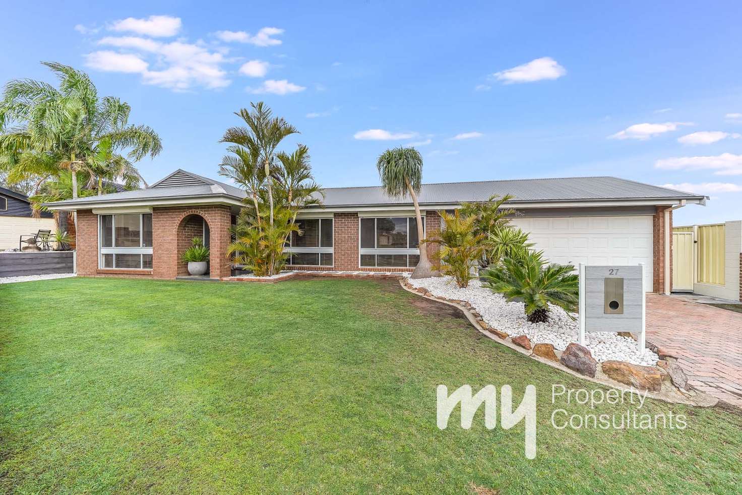 Main view of Homely house listing, 27 Mackenzie Place, Kearns NSW 2558