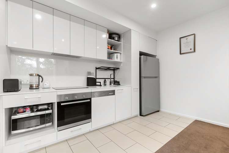 Third view of Homely apartment listing, 2/35 Simmons Street, South Yarra VIC 3141
