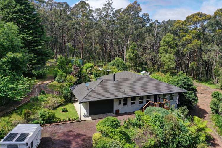 33 Steel Road, Emerald VIC 3782