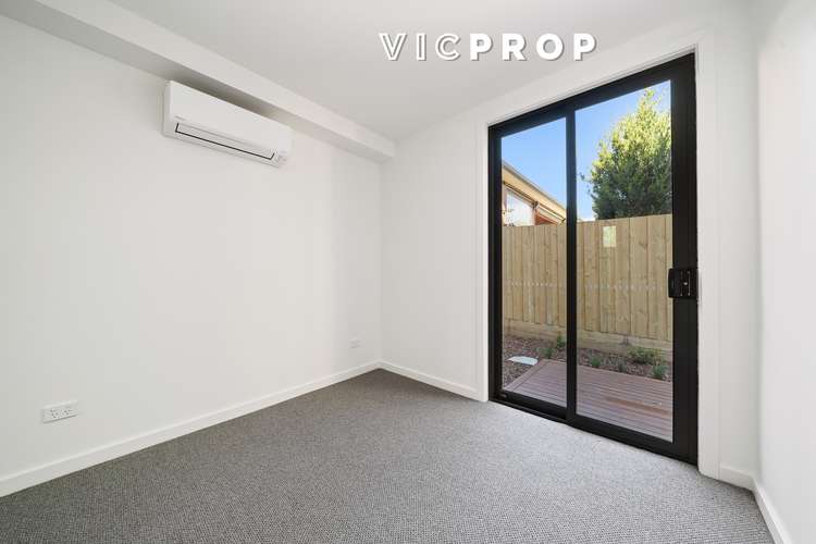 Fifth view of Homely townhouse listing, 5/2-4 Montgomery Avenue, Mount Waverley VIC 3149