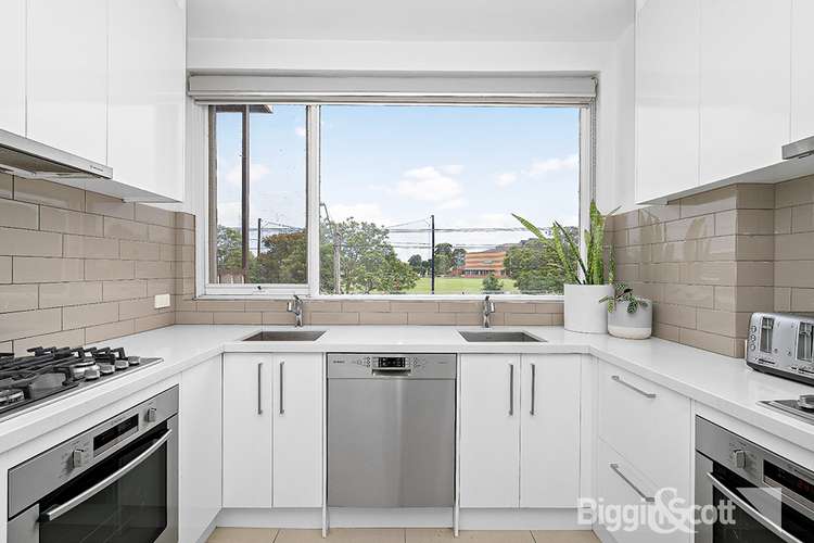 Second view of Homely unit listing, 3/200 Glen Eira Road, Elsternwick VIC 3185