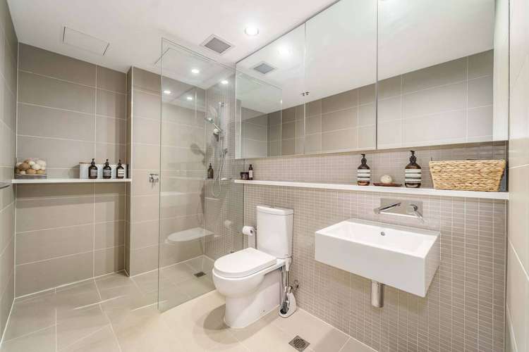 Fifth view of Homely apartment listing, G08/70 Queens Road, Melbourne VIC 3004