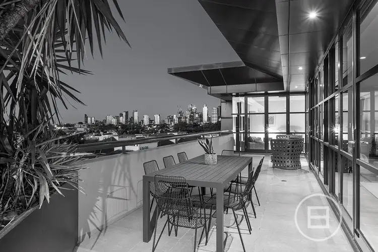 174 Esplanade East