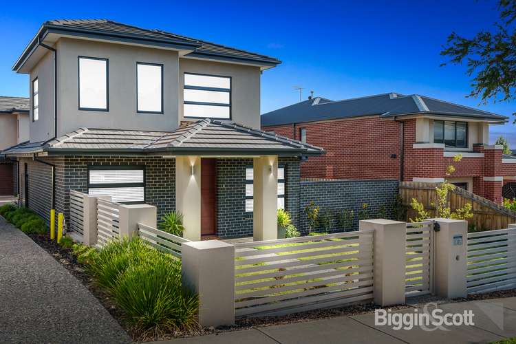 Main view of Homely townhouse listing, 1/8 Rocklands Road, Ashwood VIC 3147