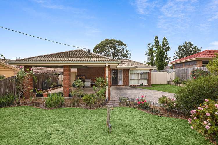 Second view of Homely house listing, 8 Katherine Court, Hampton Park VIC 3976