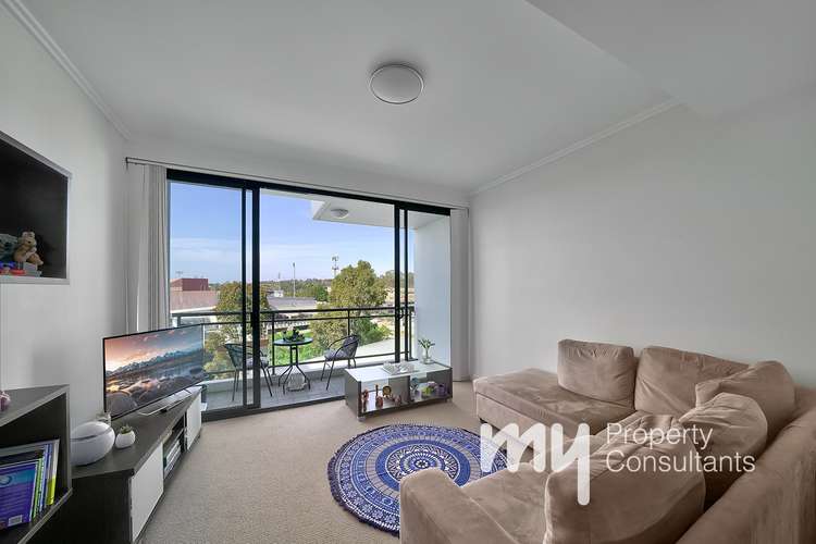 28F/541 Pembroke Road, Leumeah NSW 2560