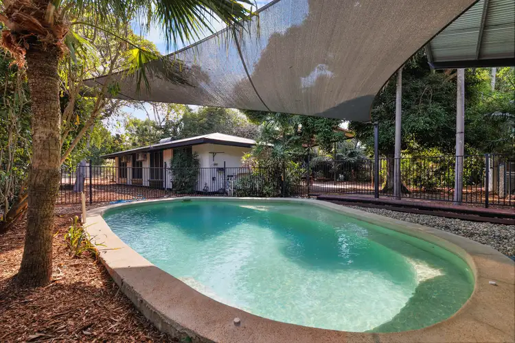 16 Carrington Street