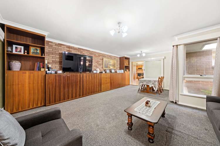 Fourth view of Homely house listing, 1 Nagle Court, Mount Waverley VIC 3149