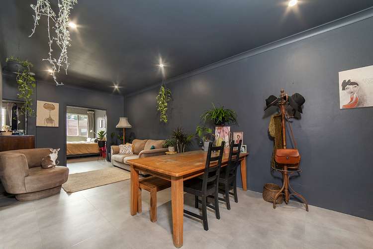 Main view of Homely unit listing, 2/31 Thames Street, West Wollongong NSW 2500