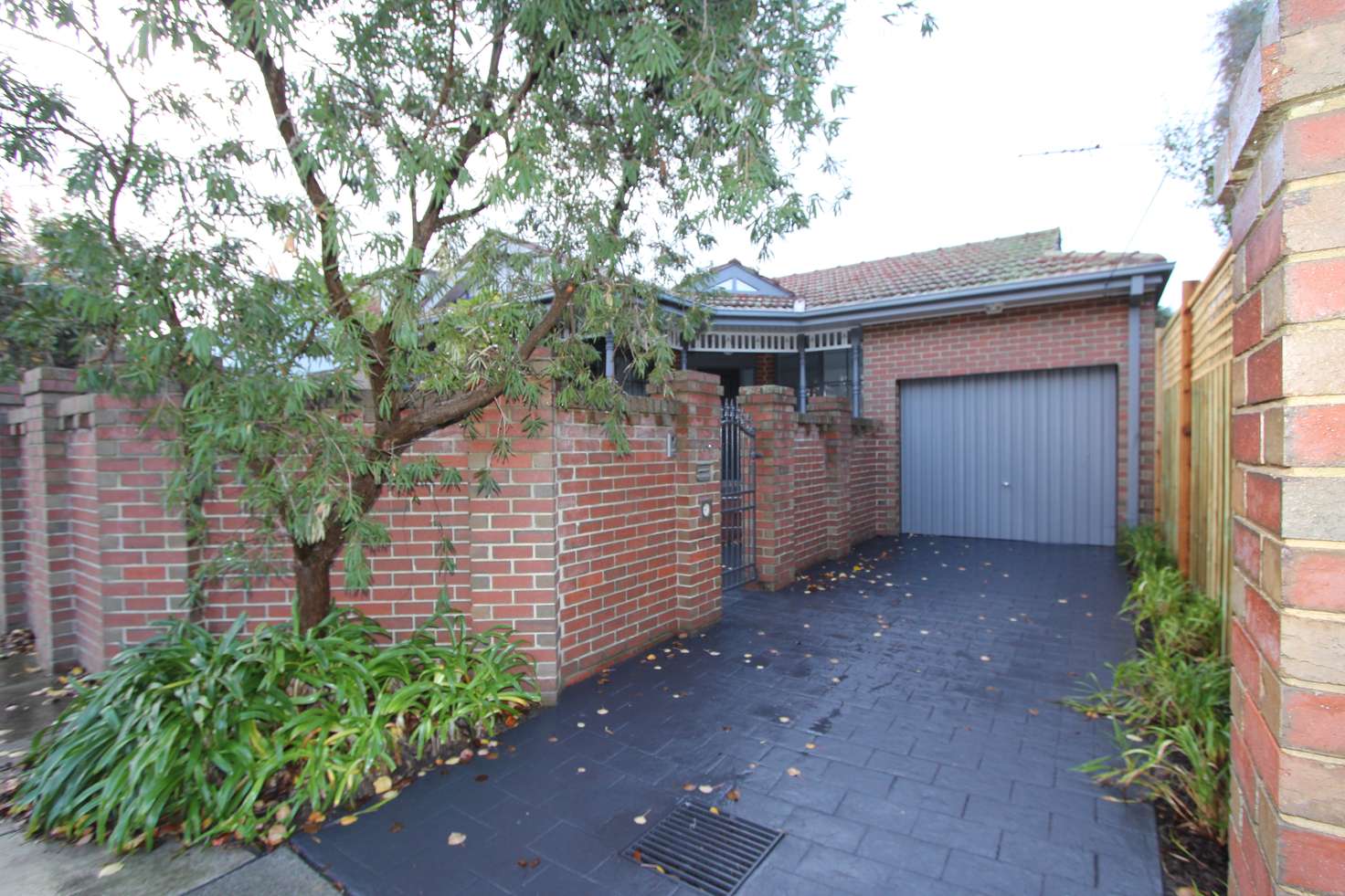 Main view of Homely house listing, 1/11 Woodville Avenue, Glen Huntly VIC 3163