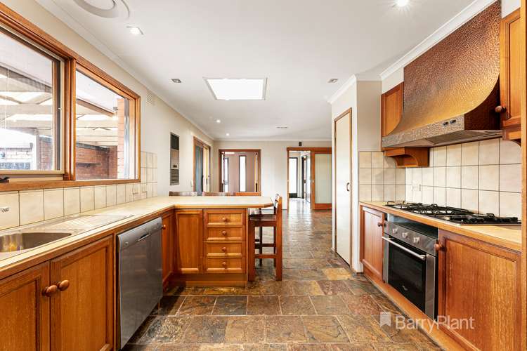 Fifth view of Homely house listing, 8 Cormorant Place, Dingley Village VIC 3172