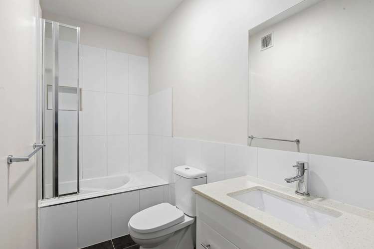 Fifth view of Homely apartment listing, 6/2 Woodvale Road, Boronia VIC 3155