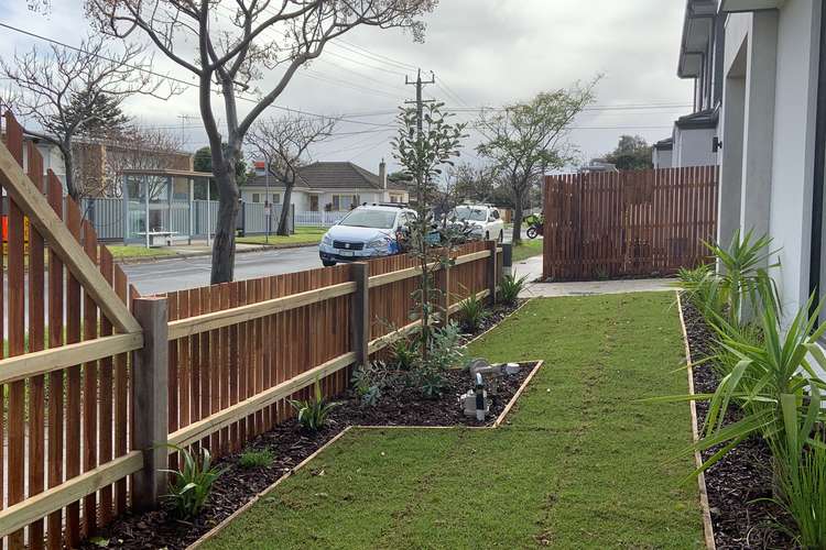 Third view of Homely townhouse listing, 39a Munro Avenue, Edithvale VIC 3196