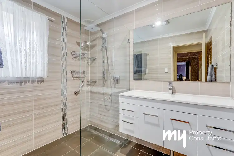 Fifth view of Homely house listing, 3 Hovea Place, Macquarie Fields NSW 2564