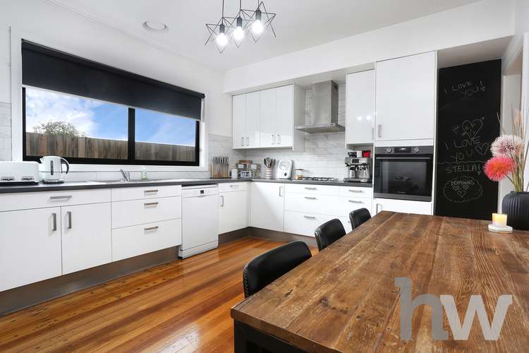 Main view of Homely unit listing, 1/11 Ivanhoe Court, Newcomb VIC 3219