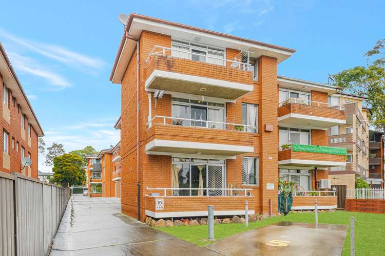 Main view of Homely apartment listing, 17/49 Hamilton Road, Fairfield NSW 2165