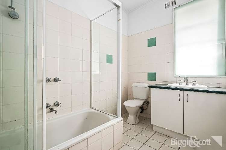 Fifth view of Homely apartment listing, 5/251 Brighton Road, Elwood VIC 3184