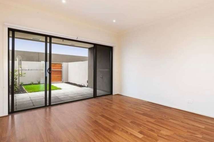 Fourth view of Homely townhouse listing, 4/235 Wickham Road, Moorabbin VIC 3189