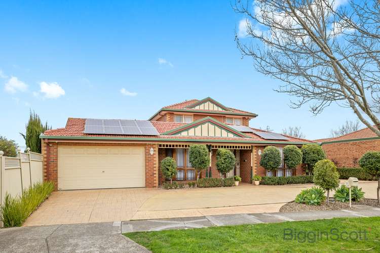 11 Palmerston Crescent, Taylors Lakes VIC 3038