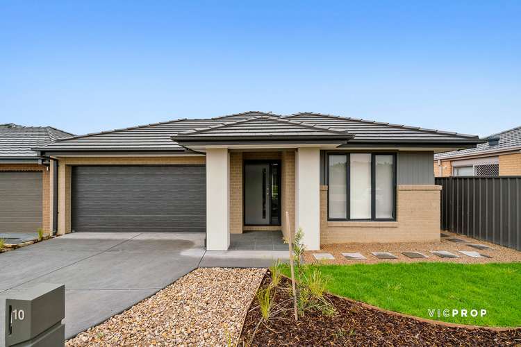 Main view of Homely house listing, 10 Daglish Way, Werribee VIC 3030