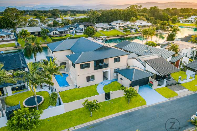 24 Namatjira Court, Broadbeach Waters QLD 4218