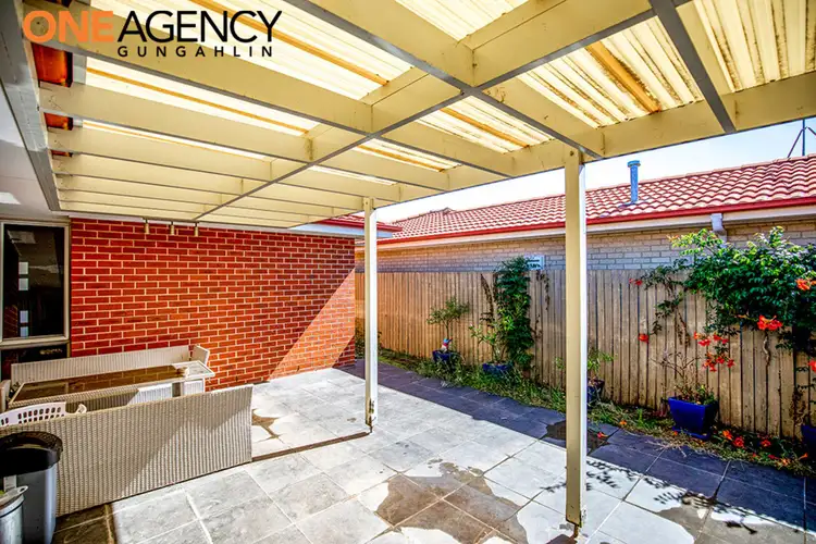 7 Olga Masters Street