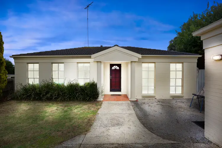 10 Eastwood Crescent