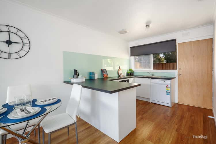 Fourth view of Homely unit listing, 2/33 Begonia Avenue, Bayswater VIC 3153