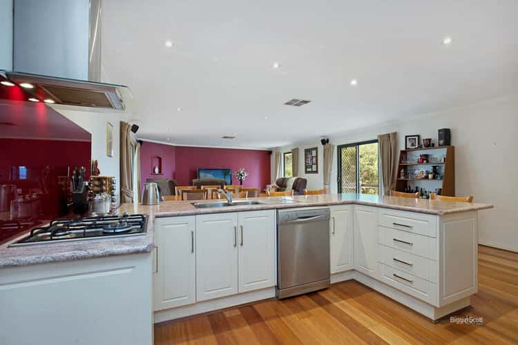 Sixth view of Homely house listing, 2 Lilac Street, Bayswater VIC 3153