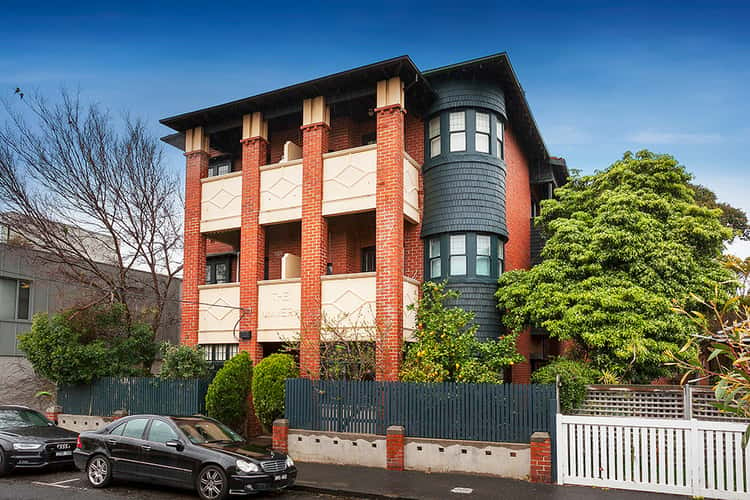 Main view of Homely apartment listing, 2/11 Wimmera Place, St Kilda VIC 3182
