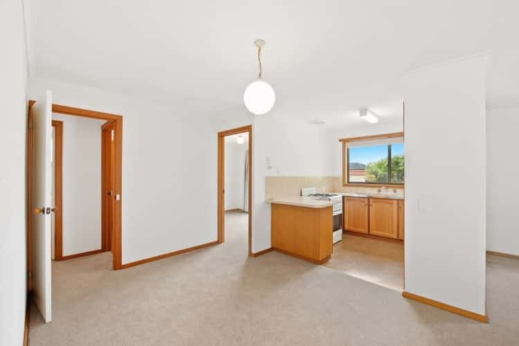 Fifth view of Homely unit listing, 1/120 Cuthberts Road, Alfredton VIC 3350